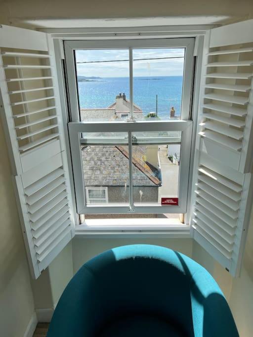 Luxury Modern Suite In Marazion With Parking Bagian luar foto